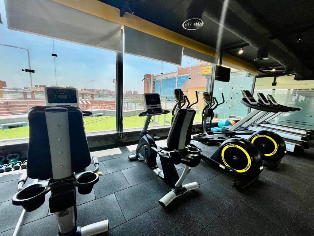 Fitness centrum a/nebo fitness zařízení v ubytování Nile Transport Hotel