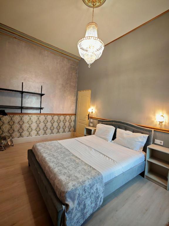 Nostalgia Old City Bucharest - Resim 14