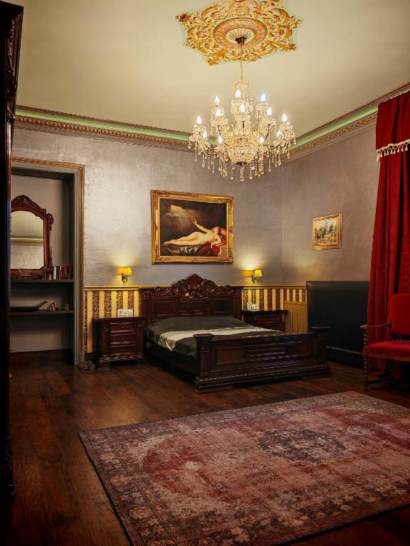 Nostalgia Old City Bucharest - Resim 19