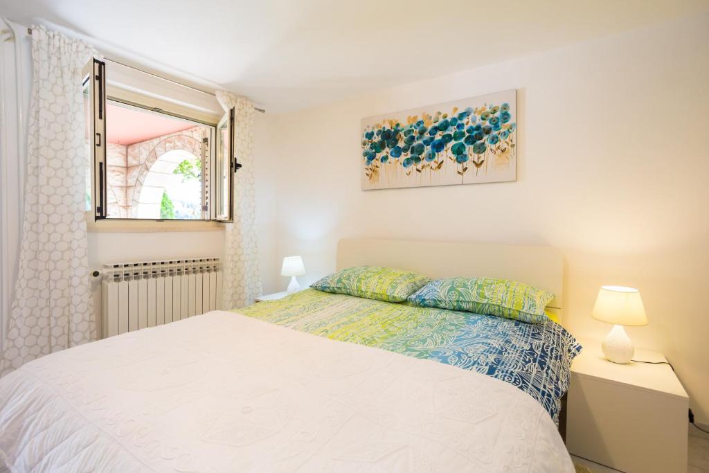 Guest House Steel - Studio