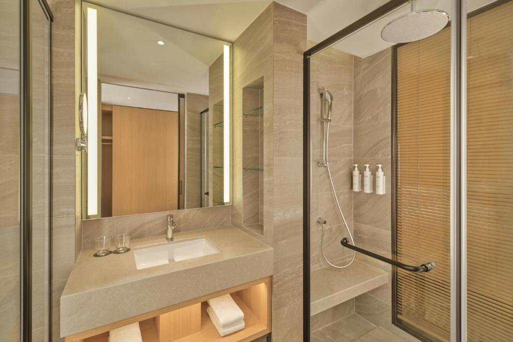 Courtyard by Marriott Pyeongtaek - Habitación Deluxe Con Dos Camas Dobles