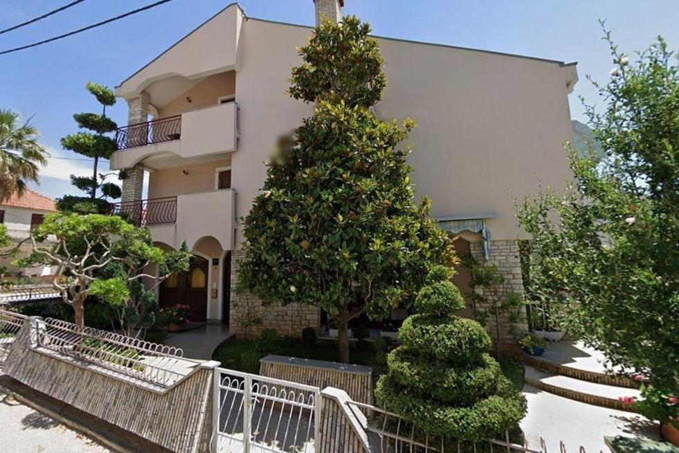 Το κτήριο όπου στεγάζεται  ο ξενώνας