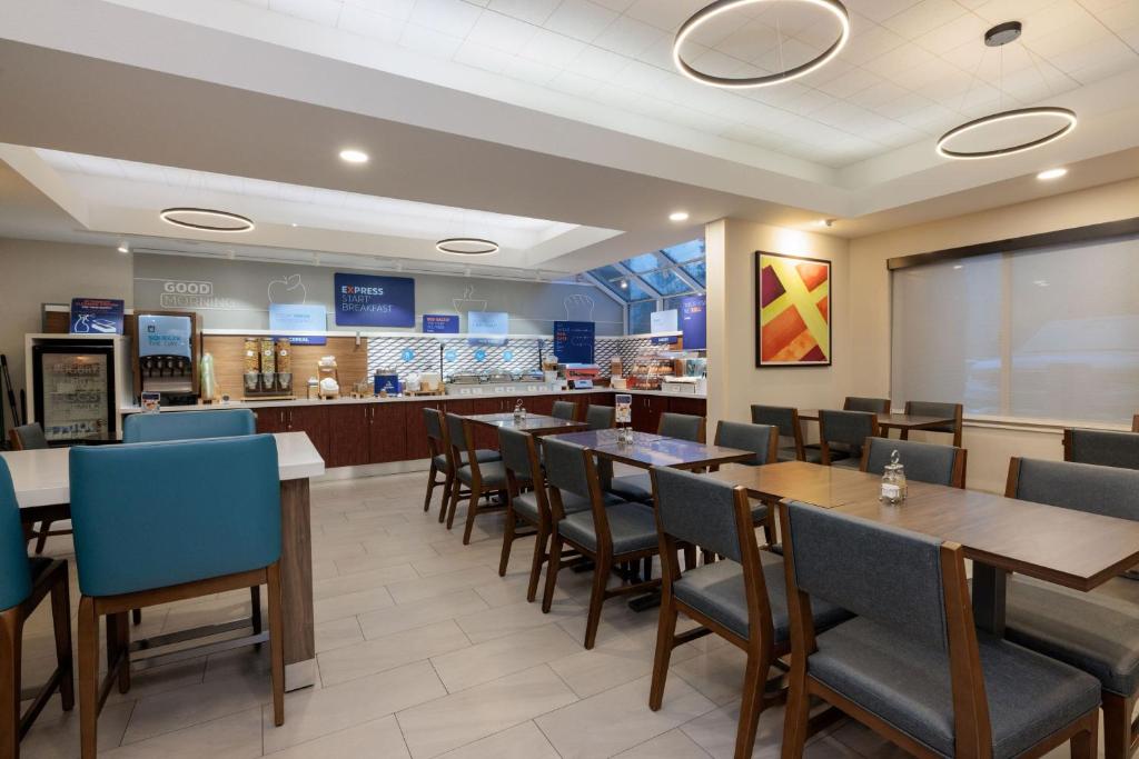 Holiday Inn Express Berkeley by IHG photo
