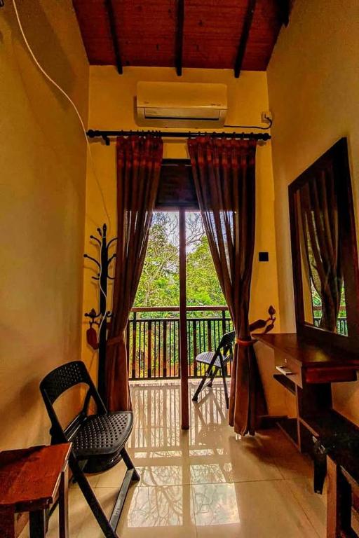 Balkón nebo terasa v ubytování Harambathenna Resort Anuradhapura