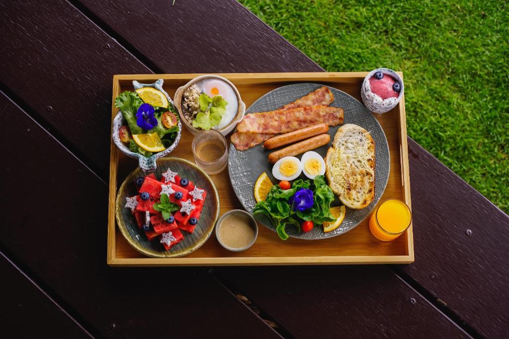 The CAMPIAN - Resim 3