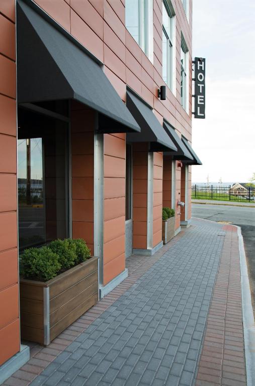 250 Main Hotel photo