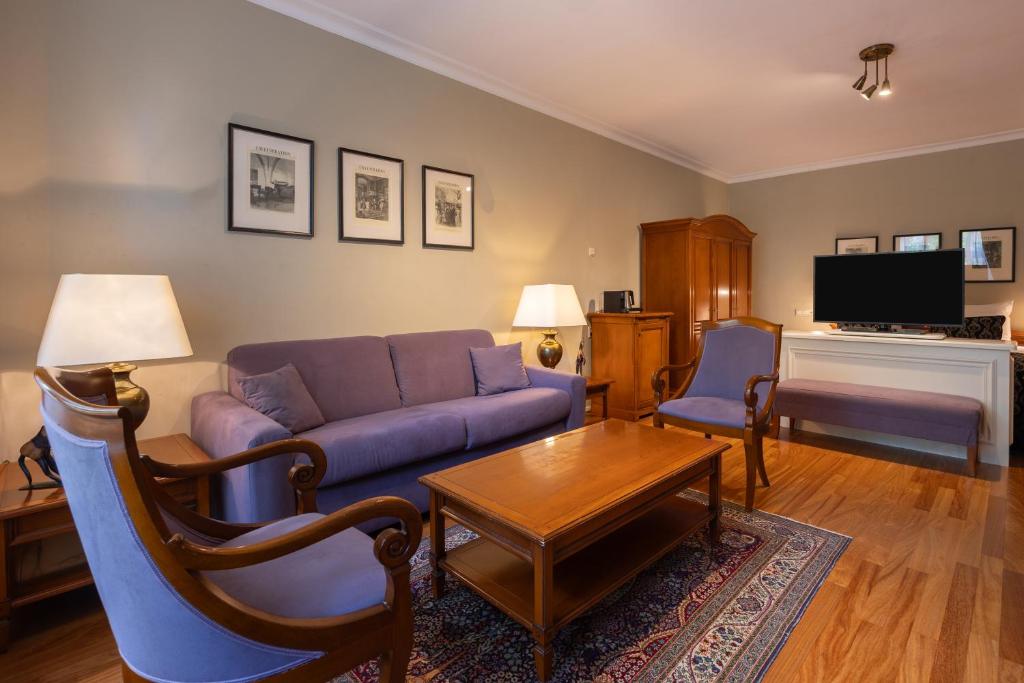 Apollofirst Boutique Hotel - Resim 5