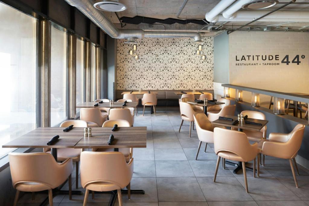 Four Points by Sheraton Halifax - Resim 33