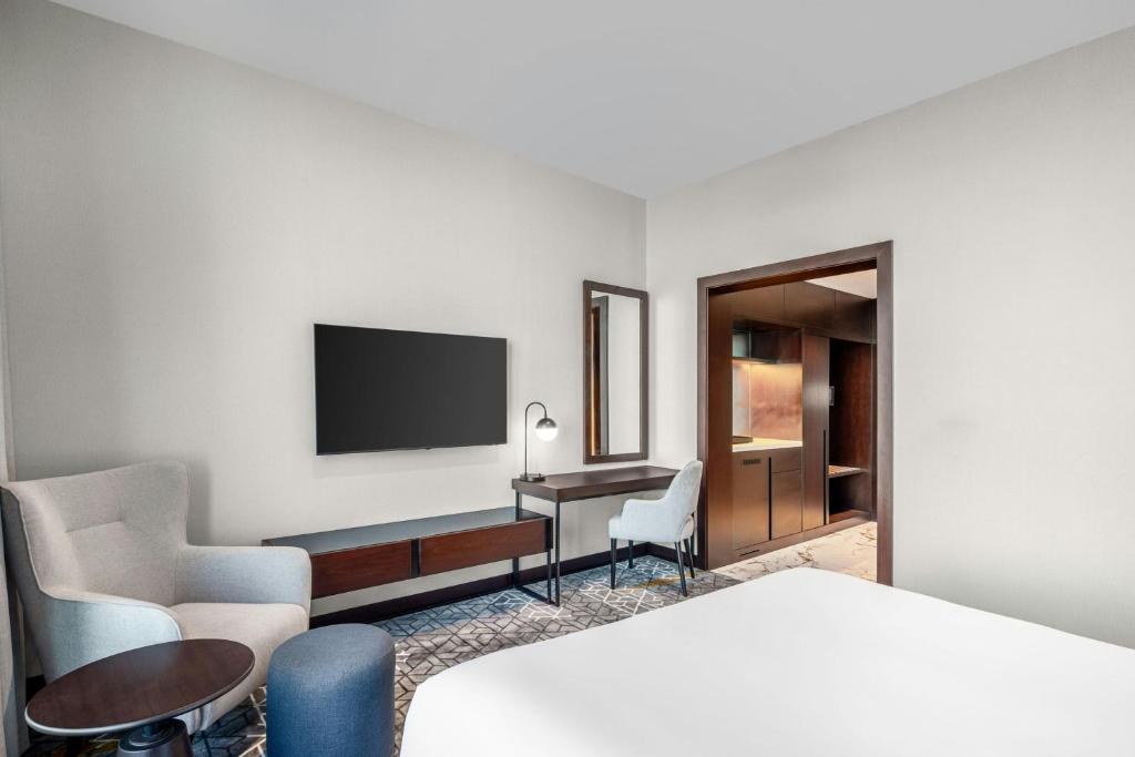 TV a/nebo společenská místnost v ubytování Four Points by Sheraton Jeddah King Fahd Road