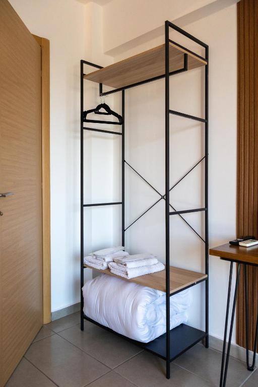 Limani Comfort Rooms - 7