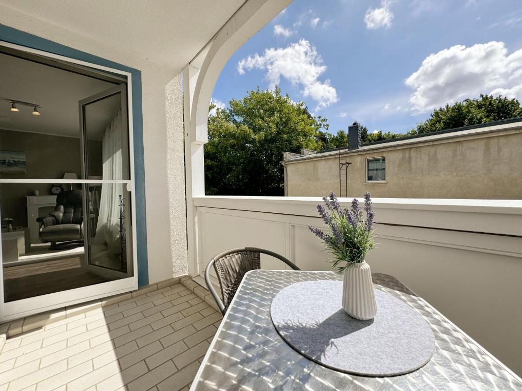 Fotografie z fotogalerie ubytování Haus Holstein Whg 01 mit Balkon v destinaci Ostseebad Sellin