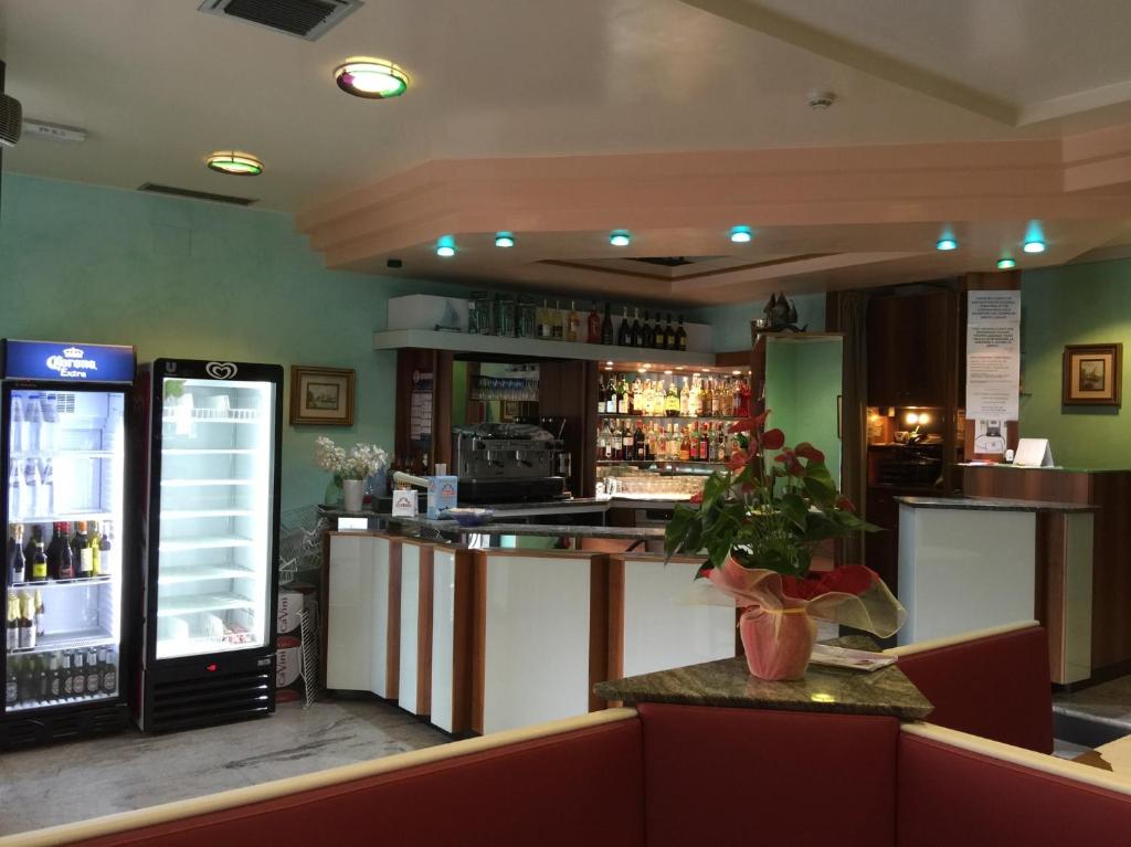 Lounge nebo bar v ubytování Hotel Ragno D'Oro