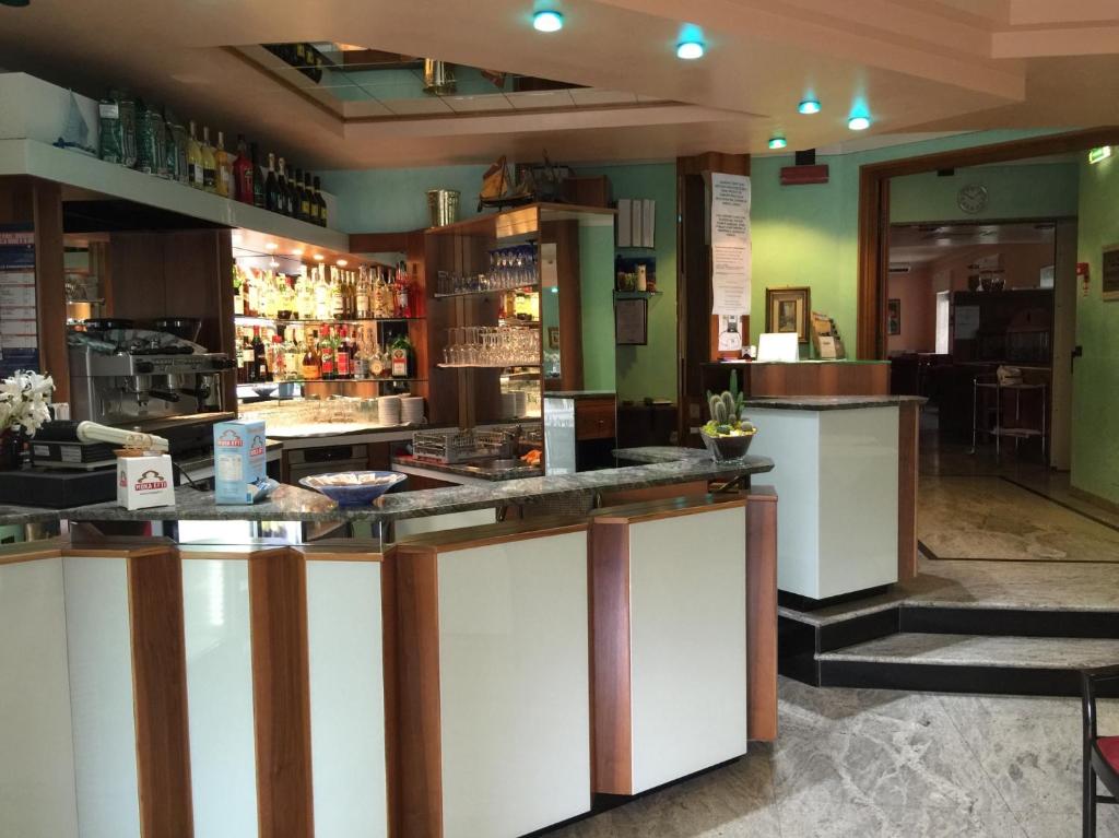 Lounge nebo bar v ubytování Hotel Ragno D'Oro