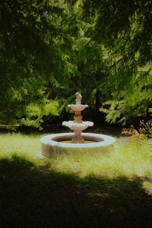 Ein Garten an der Unterkunft 英格蘭小古堡England Castle