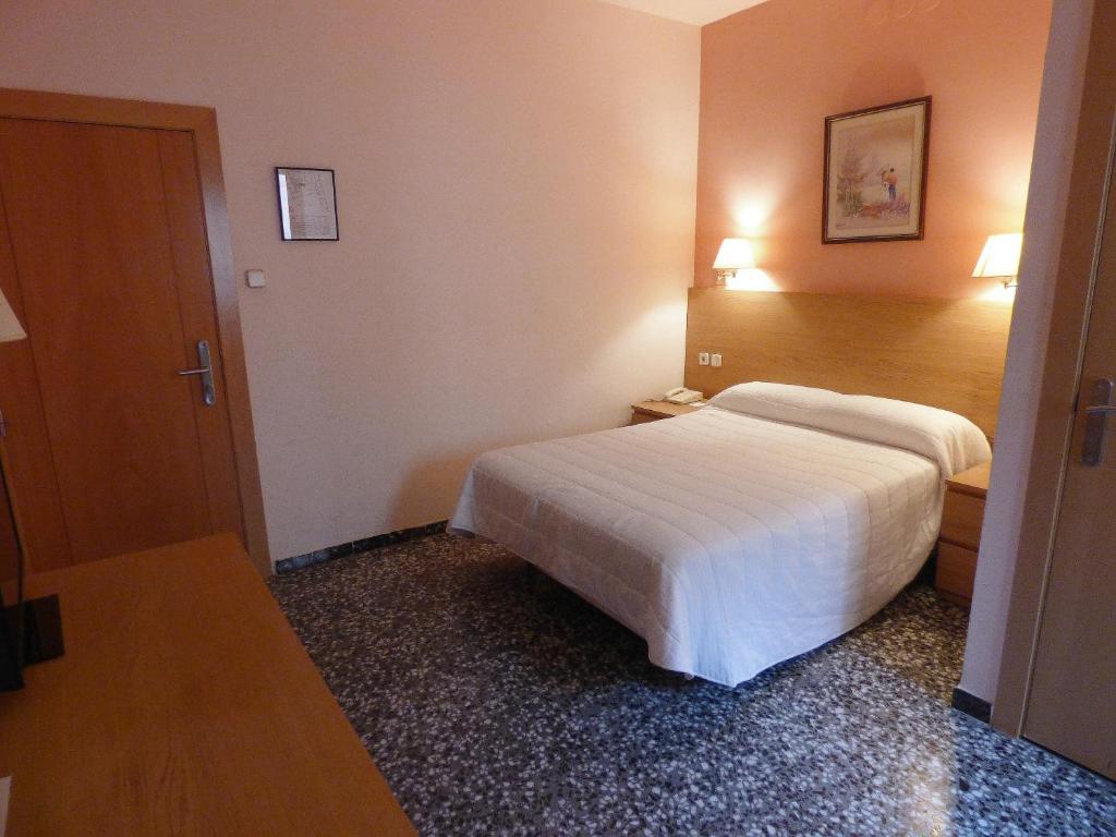 Cuatro Naciones - Resim 35