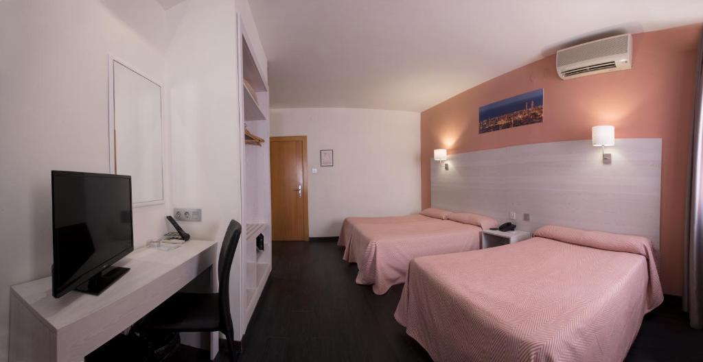 Cuatro Naciones - Resim 29