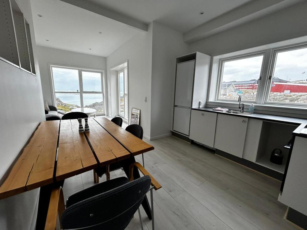 Gallery image of Ilulissat Stay - Seaview Apartment in Ilulissat