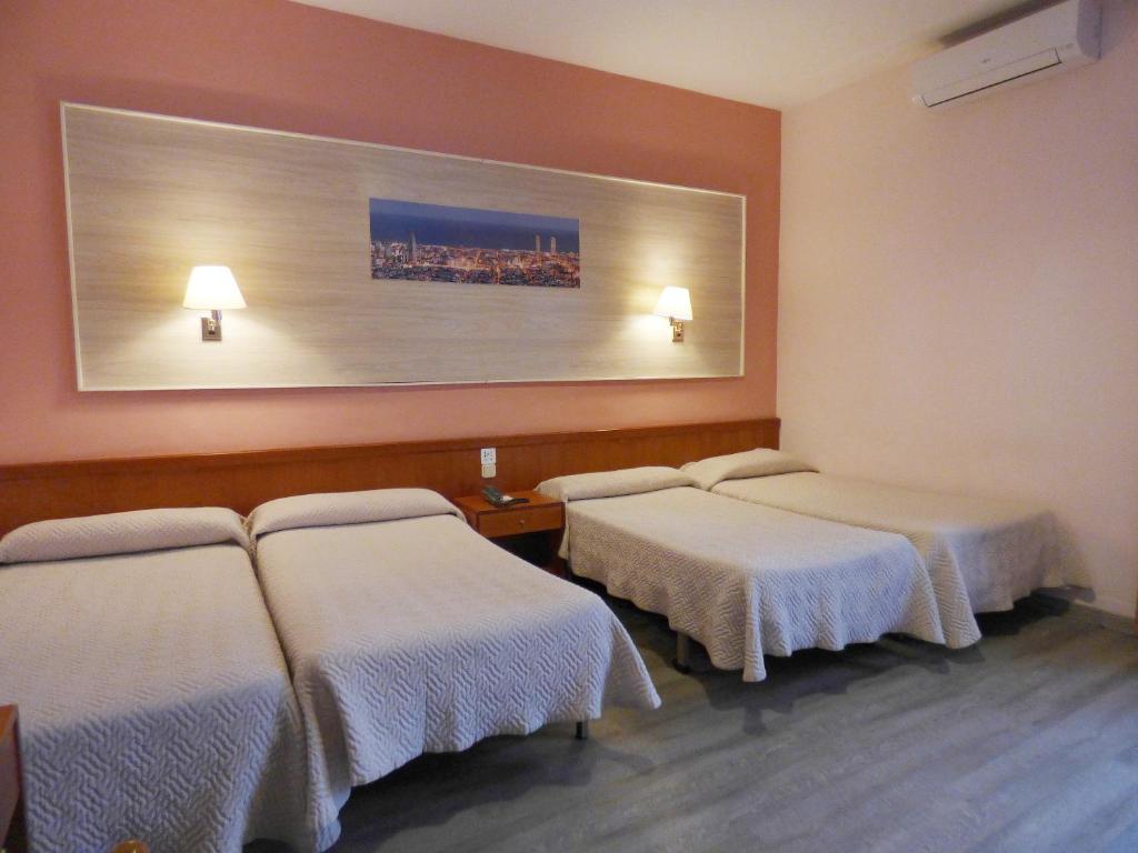 Cuatro Naciones - Resim 23