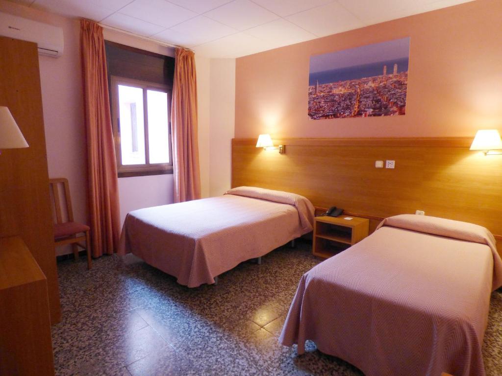 Cuatro Naciones - Resim 18