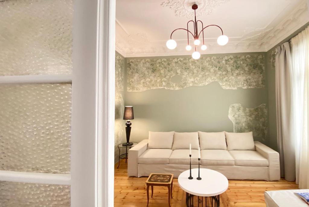 Live in Athens, PANGRATI Fine Residence - Resim 22