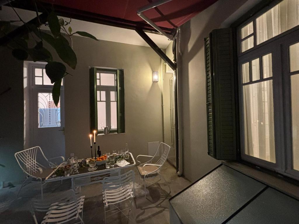 Live in Athens, PANGRATI Fine Residence - Resim 24