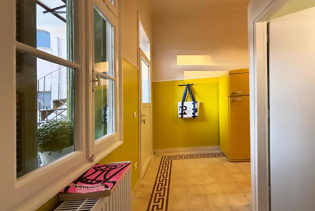 Live in Athens, PANGRATI Fine Residence - Resim 32