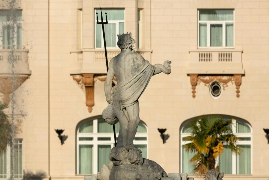 The Palace, a Luxury Collection Hotel, Madrid - Resim 25