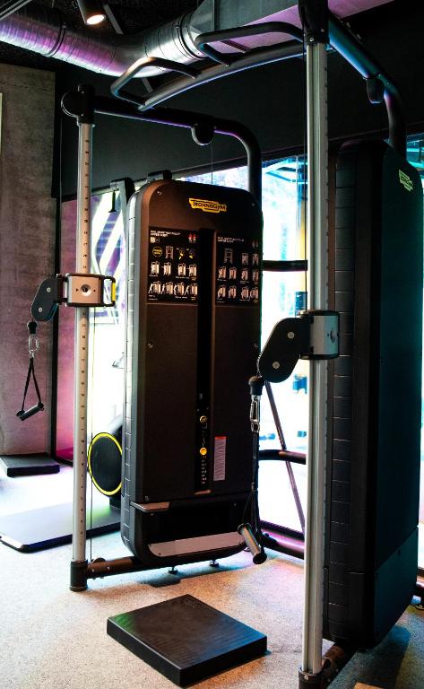 Fitness centrum a/nebo fitness zařízení v ubytování The Social Hub Berlin Alexanderplatz Extended Stay