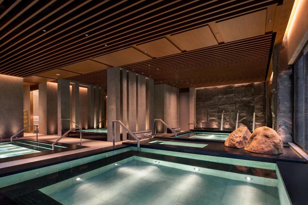 Bazén v ubytování Shangri-La Putian nebo v jeho okolí