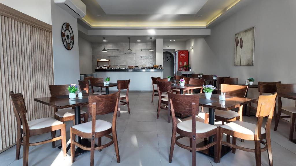 Hotel Santorini - Resim 4