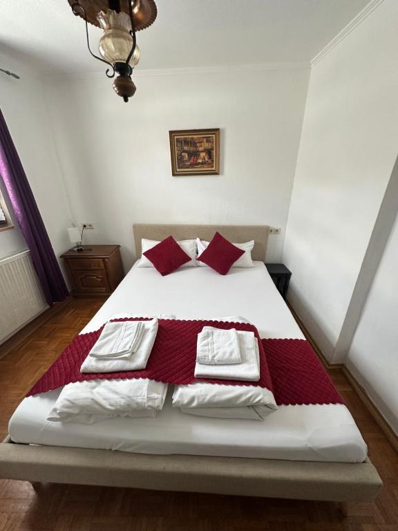 Hotel Schwarzer Adler - Standard Double Room