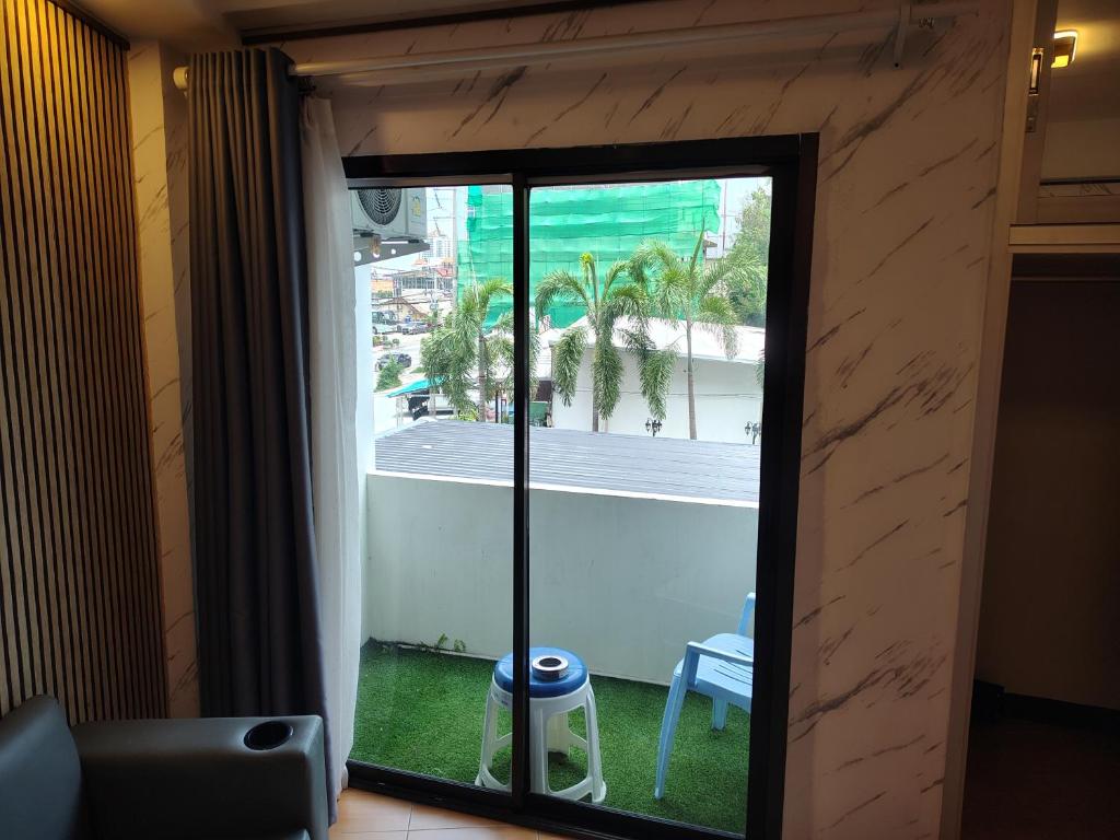 Priory Hillside Residence - Resim 2