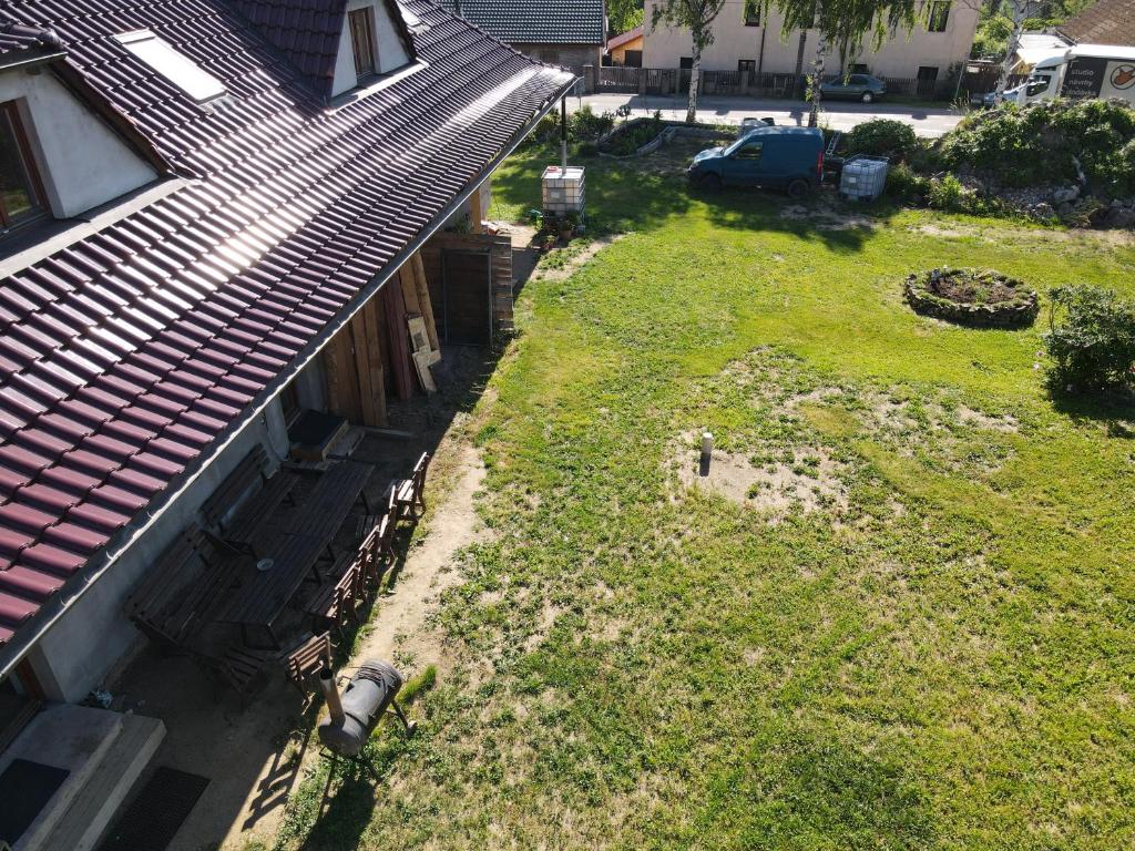 Zahrada ubytování U MIRASE Heřmaničky