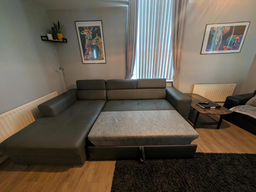 Χώρος καθιστικού στο New Central Ground Floor Apartment