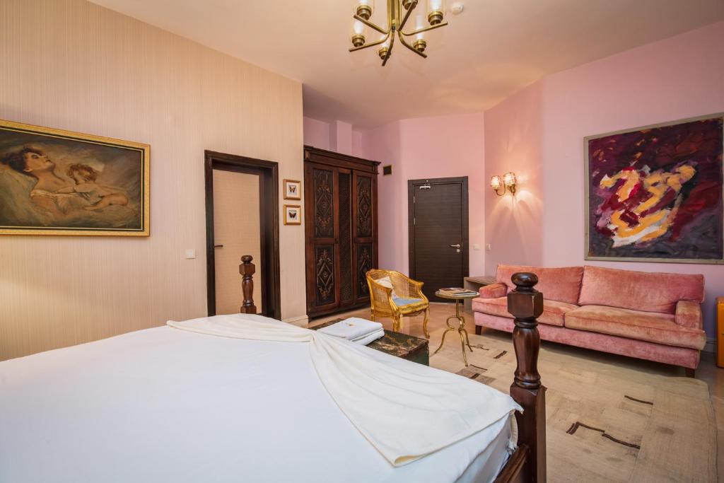 Layla Gocek Adults only - 9