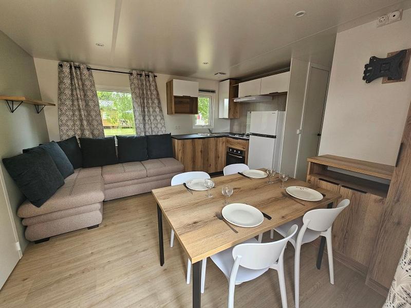 Posezení v ubytování Camping de Charlieu - Mobile home