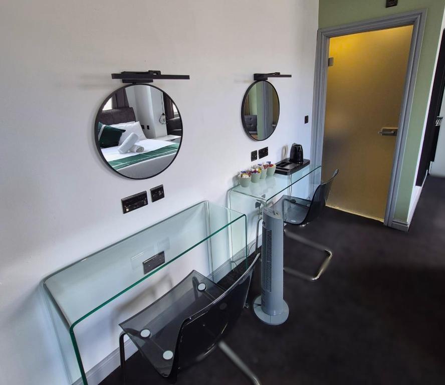 Hotel 105 - Resim 33