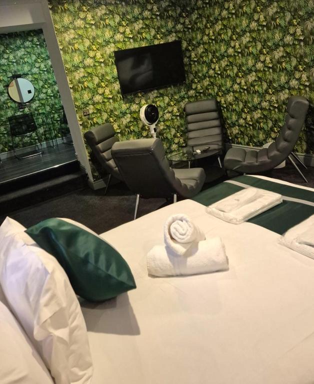 Hotel 105 - Resim 21