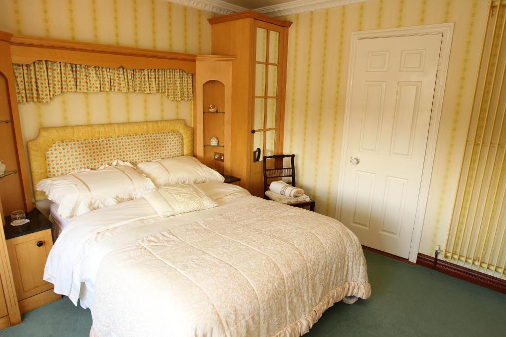 Postel nebo postele na pokoji v ubytování Rosemount B&B