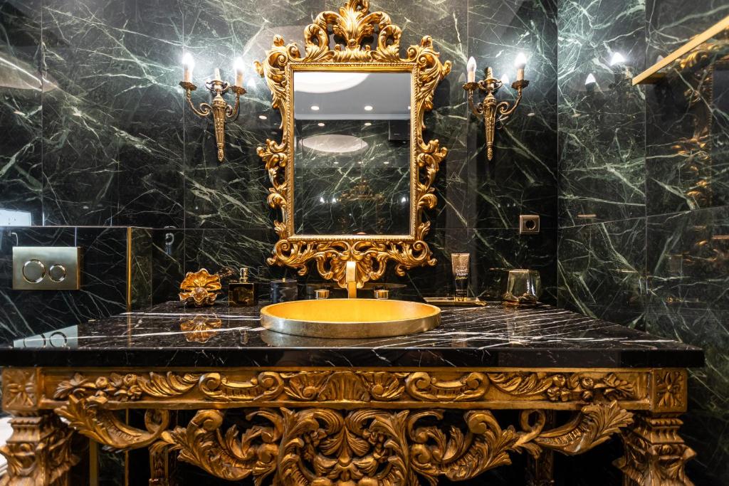 Vannituba majutusasutuses Mythodea Luxury Villa