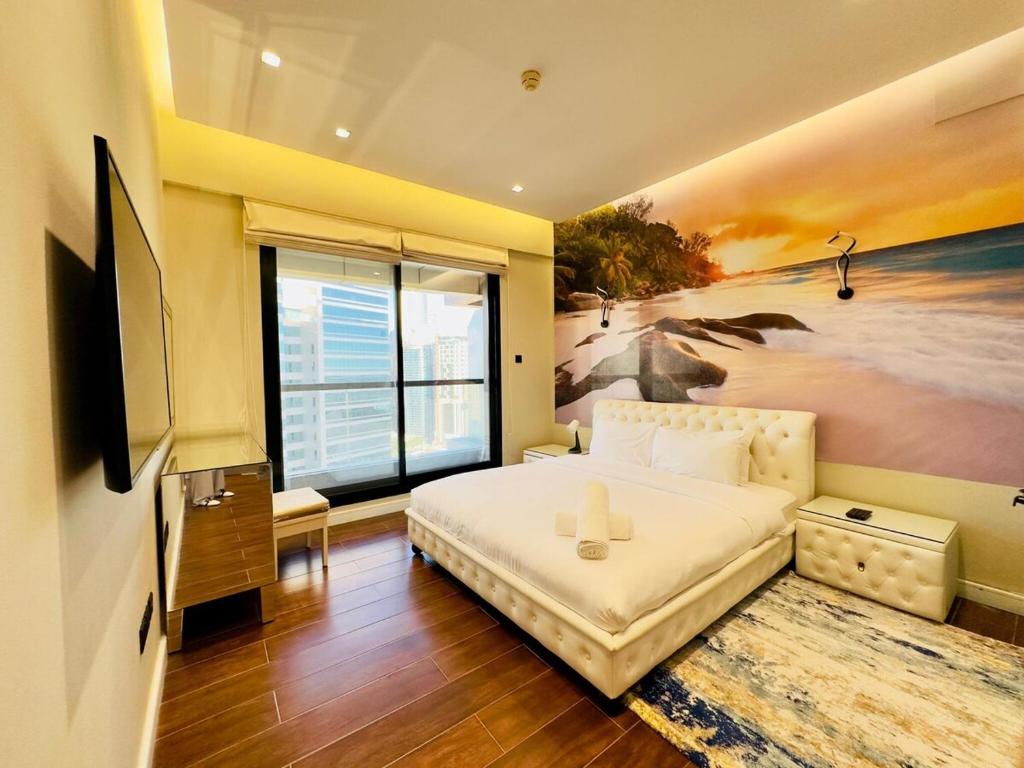 Picture of Upgraded High Rise 2 Br Full Marina Canal View, Dubai (updated na ...
