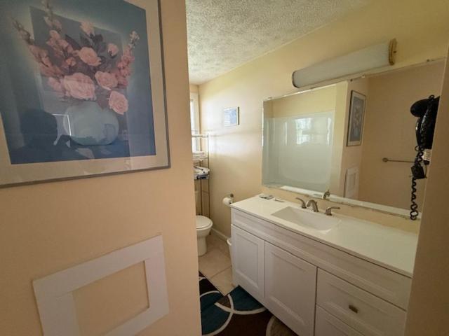 Exit 5 Resort & Condominium photo