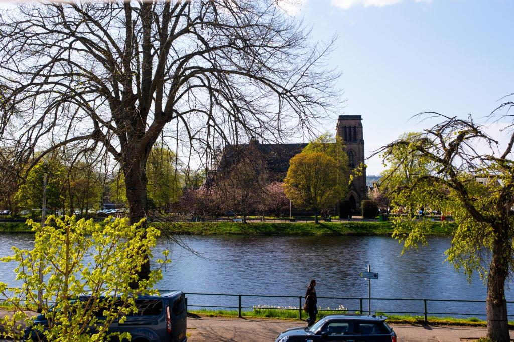 Glen Mhor Hotel at Uile-bheist 'Brewstillery' - Resim 6