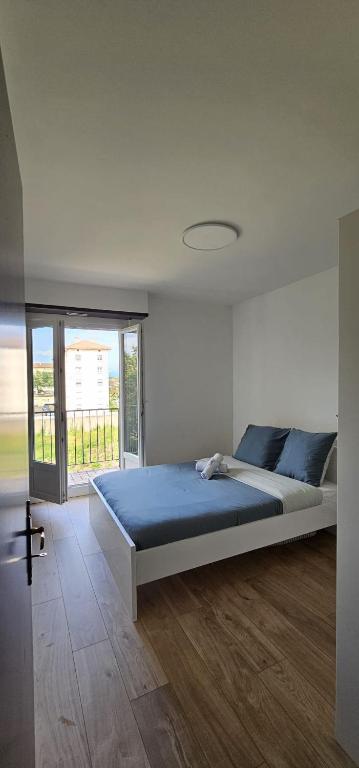 Elegant & Peaceful - Private Parking – photo 2
