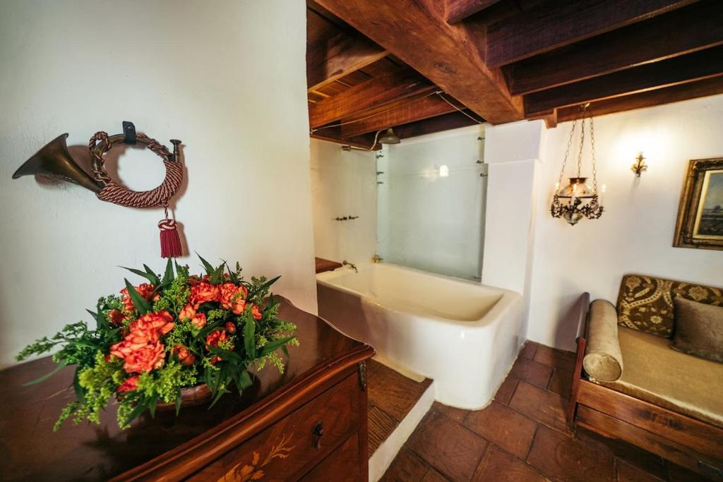 Posezení v ubytování Alfiz Hotel