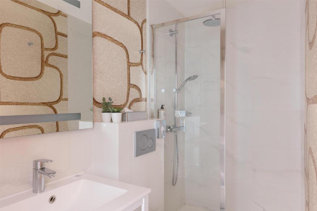 Best Western Ronceray Opéra - Resim 33