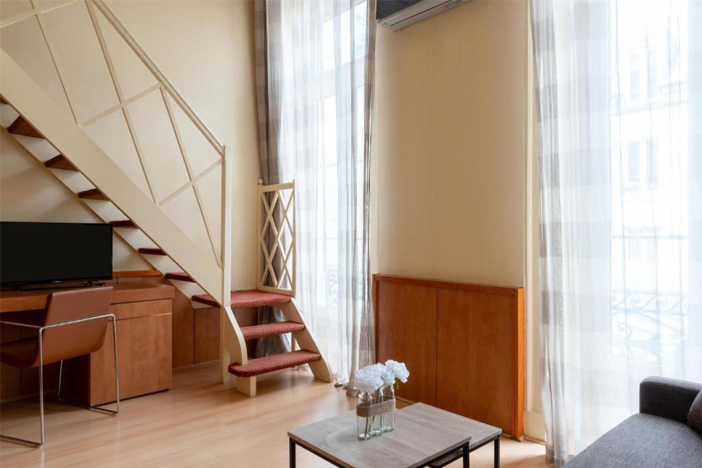 Best Western Ronceray Opéra - Resim 27