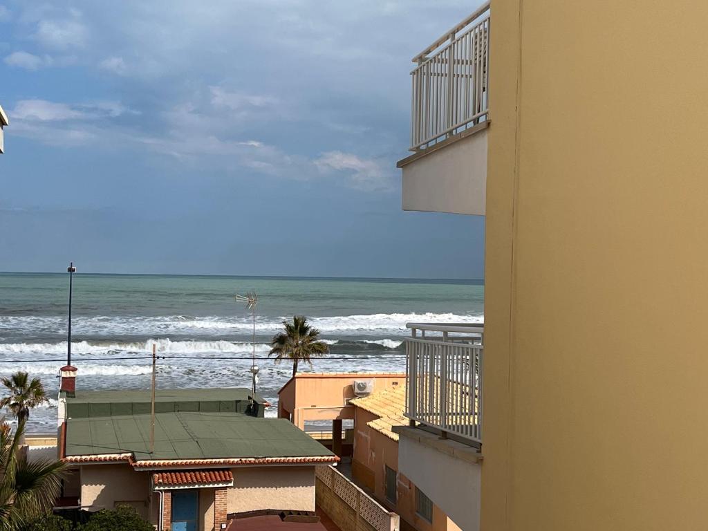 a view of the ocean from a balcony of a building at Casablanca in Miramar