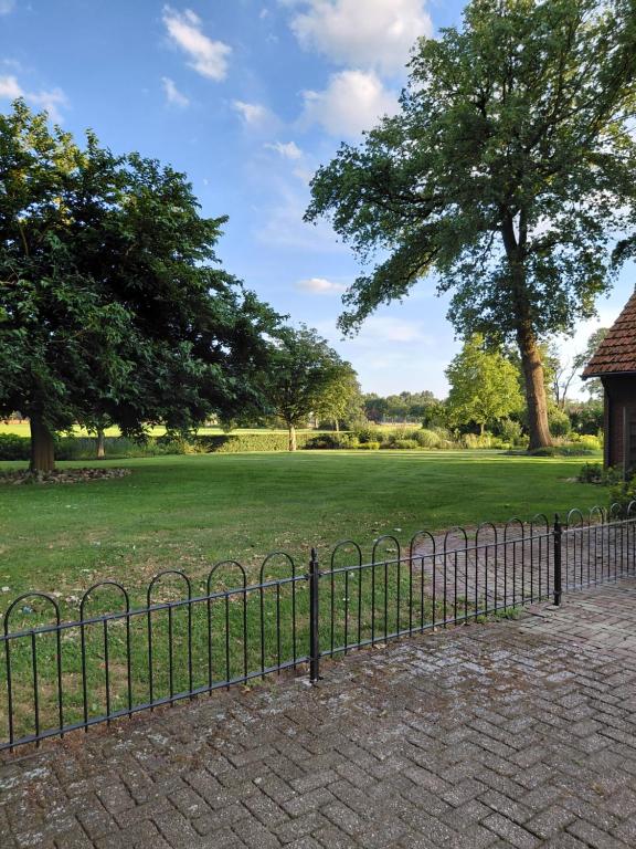 Κήπος έξω από το Op de West