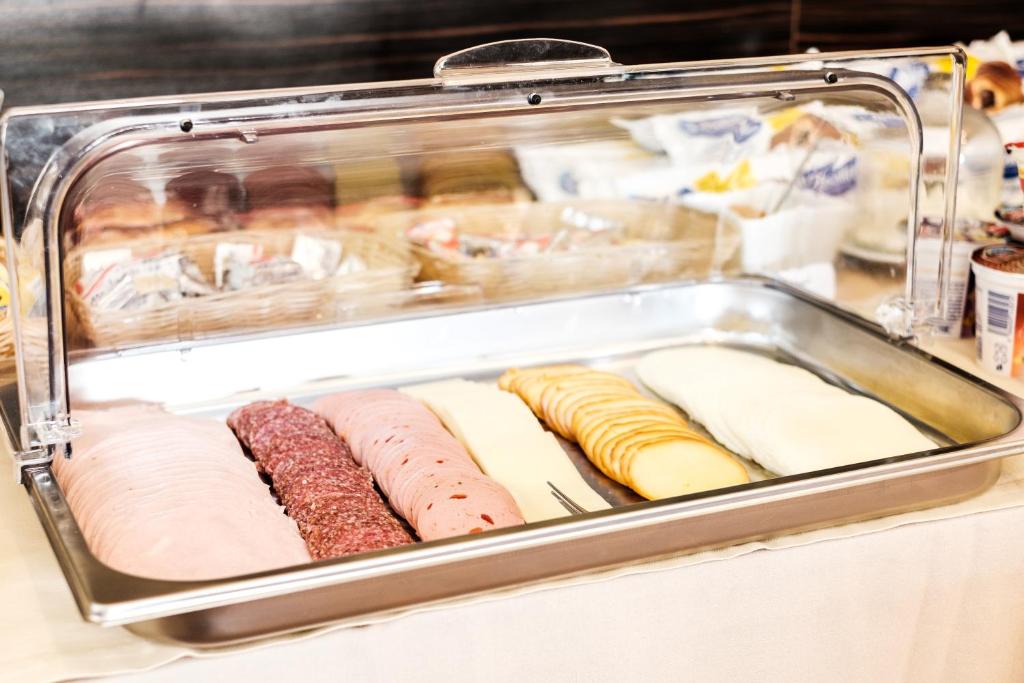 Hotel Comfort with free Wellness and Fitness Centrum - Resim 43